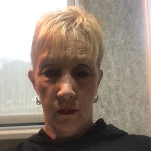 Meet your Posher, Gayle